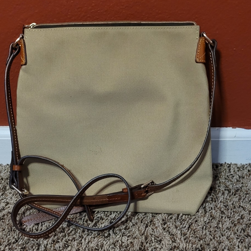 Authentic Dooney And Bourke Crossover Florentine … - image 6